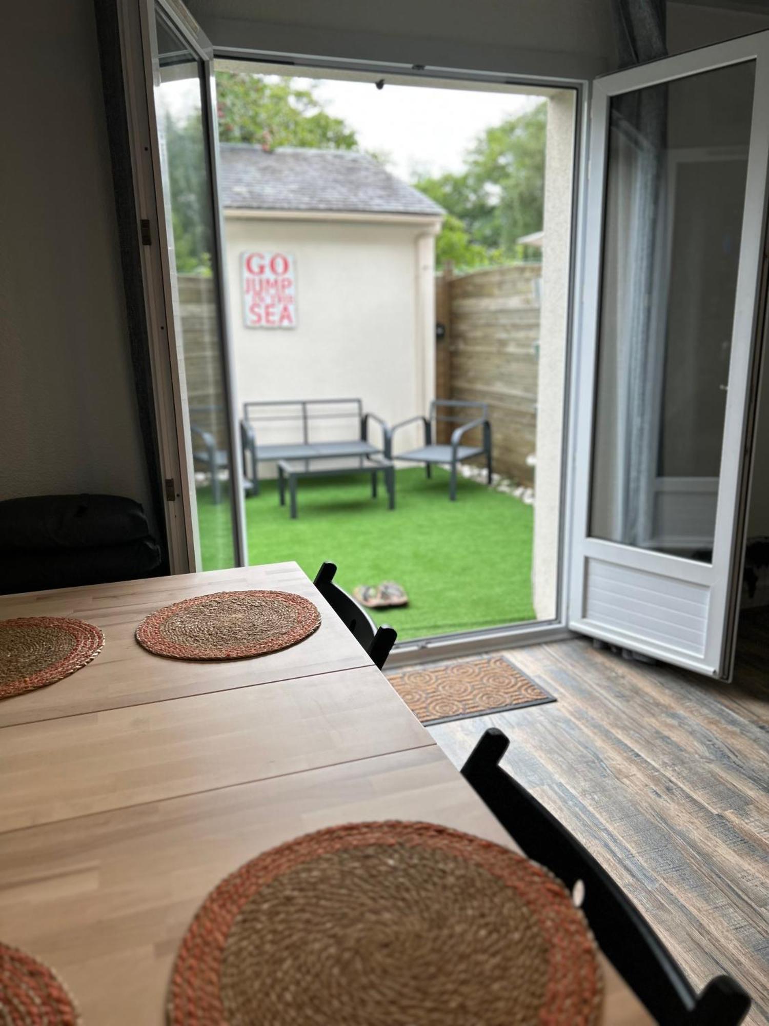 En Bord De Ferienhaus